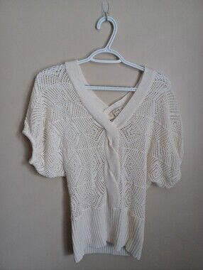 Women's Size M Twenty-One Cream Acrylic Short Sleeve Knit Sweater Shirt Top